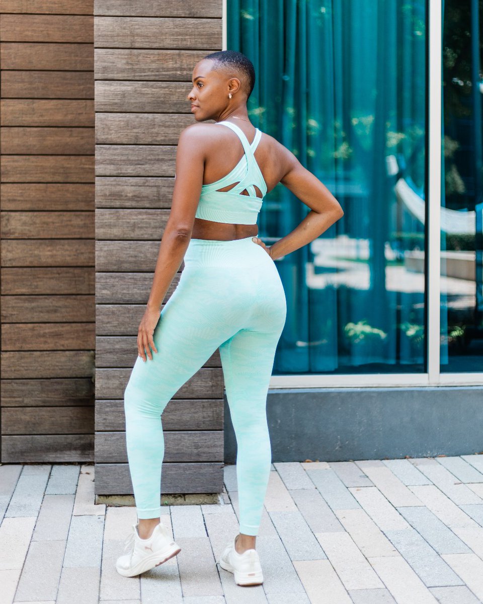 our Camo Mint Blue set from our Rebel Seamless collection is the perfect summer staple 💙 

model: @nia.bankhead
-
-
-
-
#workoutwear #sale #DFW #gym #gymwear #athleisure #liveevolutionary #workoutset #cuteworkoutgear #fashion #fitness