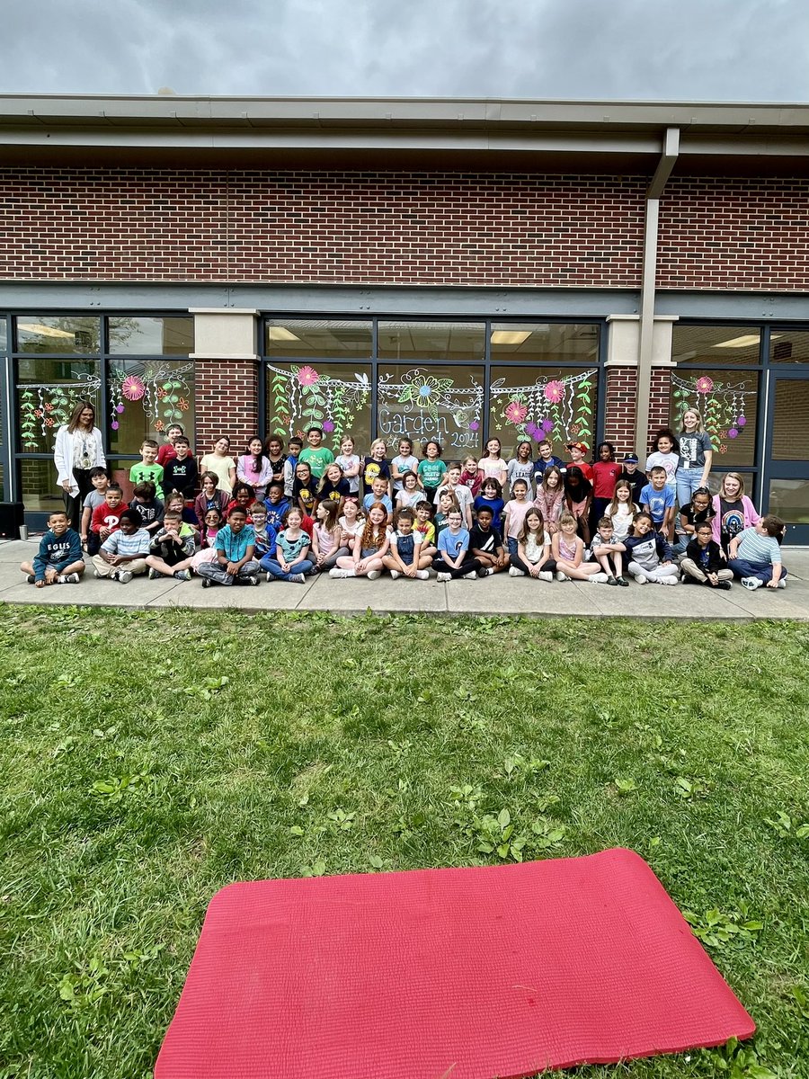 Bridget Pothier tweet media