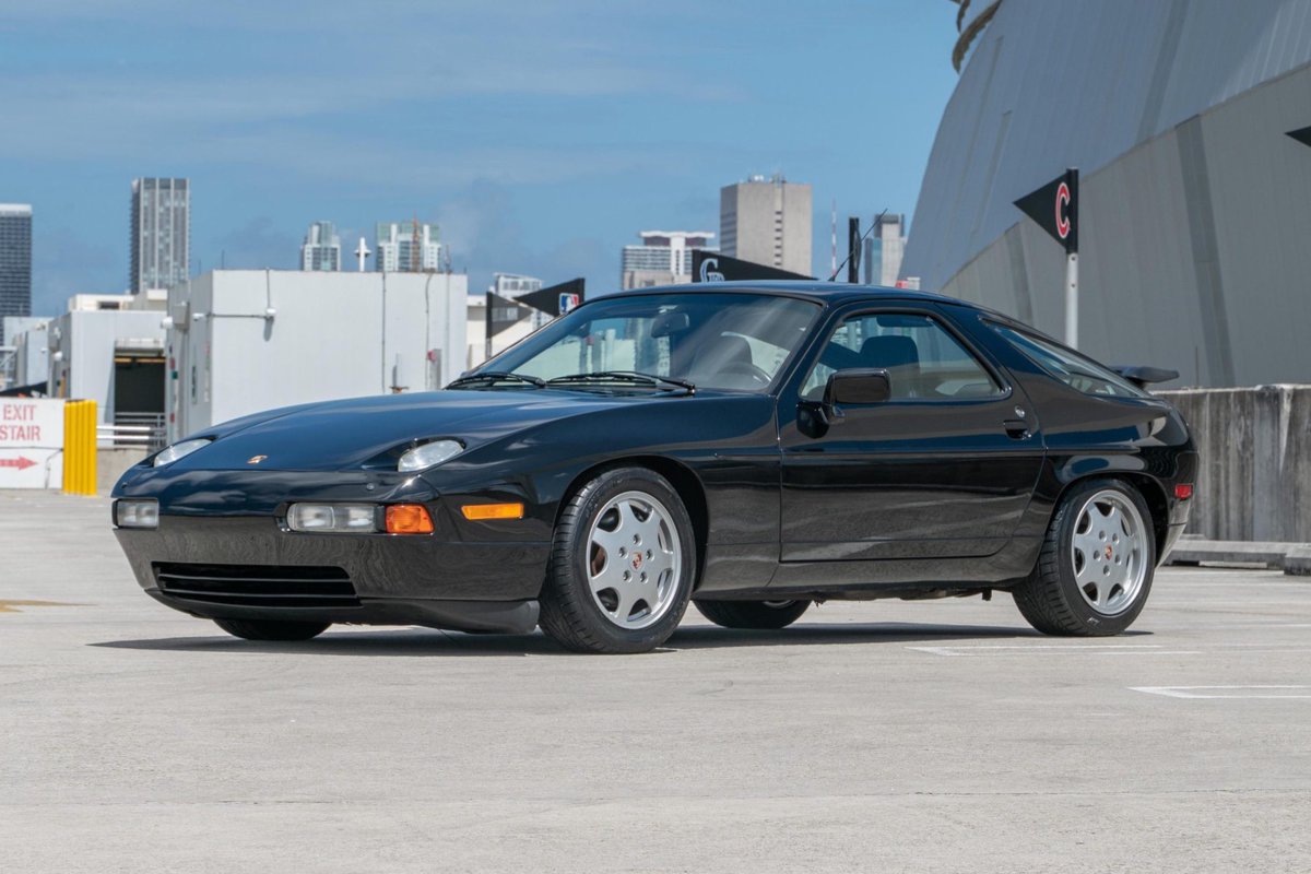 Now live at BaT Auctions: 1991 Porsche 928 GT 5-Speed. bringatrailer.com/listing/1991-p…