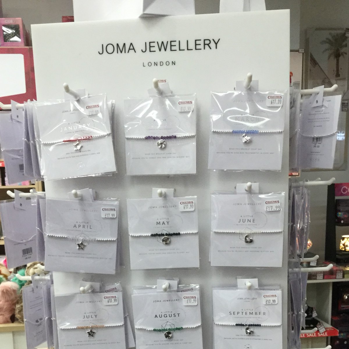 Hillstreetshop's tweet photo. ✨ A little something that says a lot 💕 Joma jewellery at @collectablesonline helps let them know how much they mean
#collectableshillstreet #jomajewellery #justtosay #heartfelt #gifts #jewellery #bestfriend #oneinamillion #birthday #love https://t.co/OECOA6gTrc
