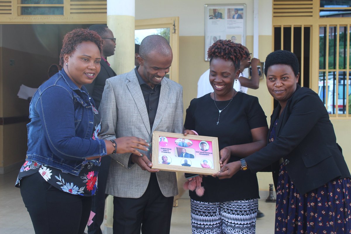 Yetuk hamshira porno video onlayn