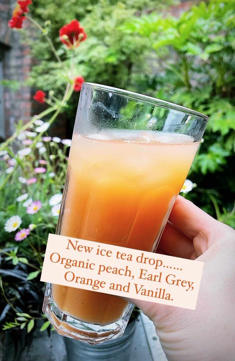 Summer in a glass anyone? Recently made in house is our organic peach, earl grey, orange and vanilla ice tea. this will definitely hit the right spot, tastes delicious and get you hydrated. You're welcome! #Cardiff #Cardiffcafe #cardifftea