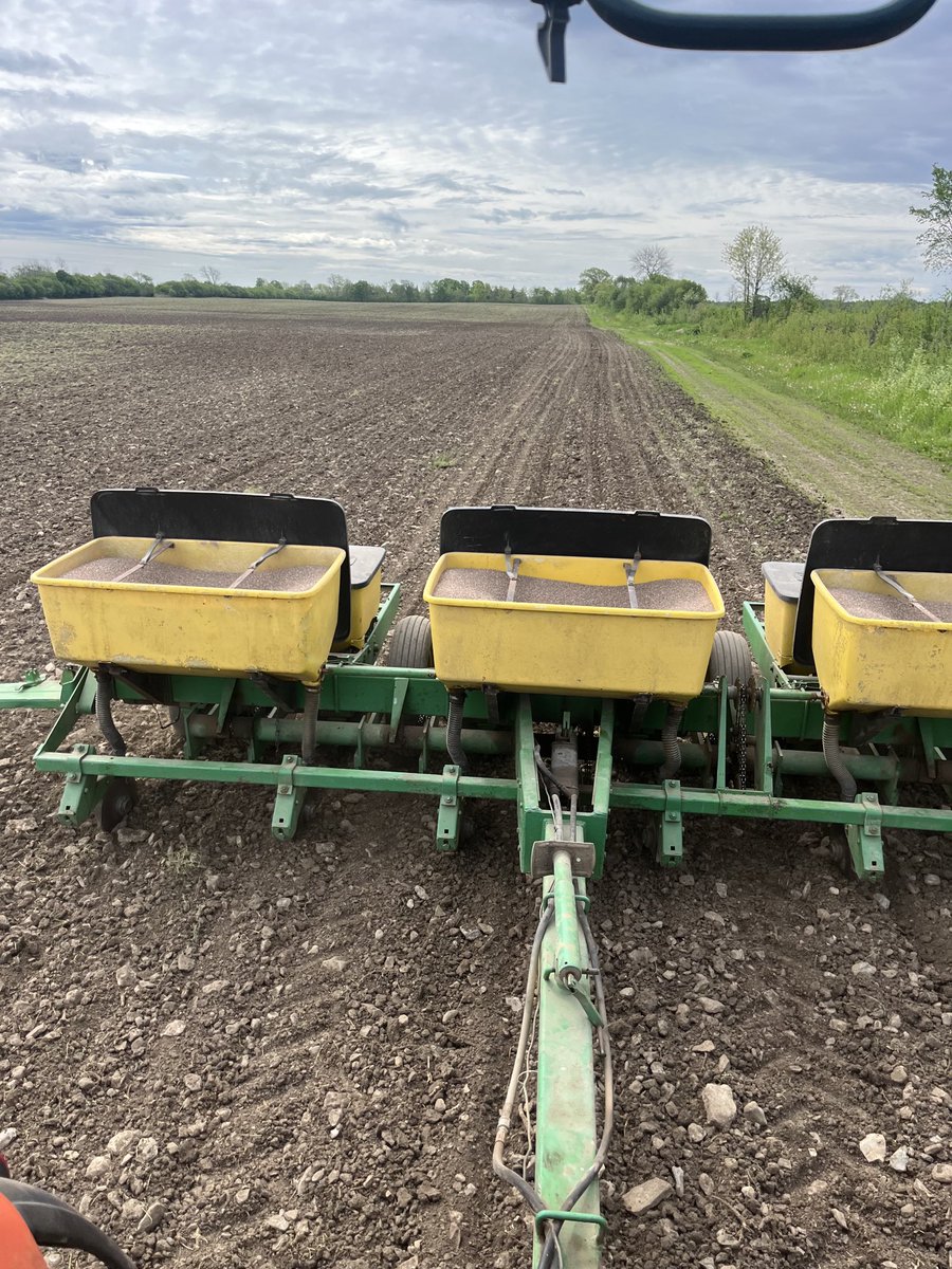 Here we go! ⁦<a href="/PRIDESeeds/">PRIDE Seeds</a>⁩ A6757. #plant24 underway.