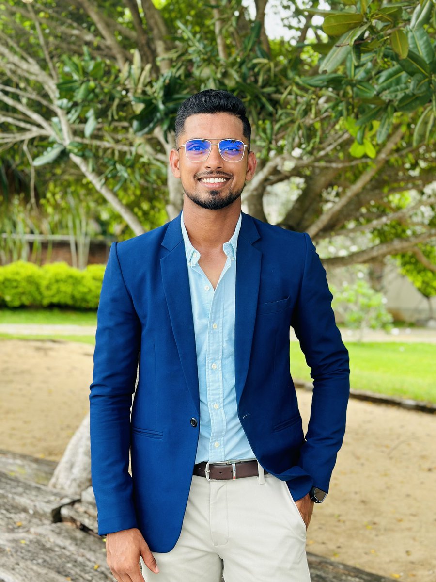 Smart is beautiful 💙✨
#smart