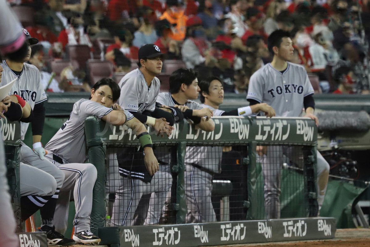 2024.5.17⚾広島vs巨人
マツダスタジアム

悔しさも試合に出ていればこそ！

切り替えて明日はとびっきりの笑顔で！

頑張って〜！！

今日も1日お疲れ様でした！！

#小林誠司