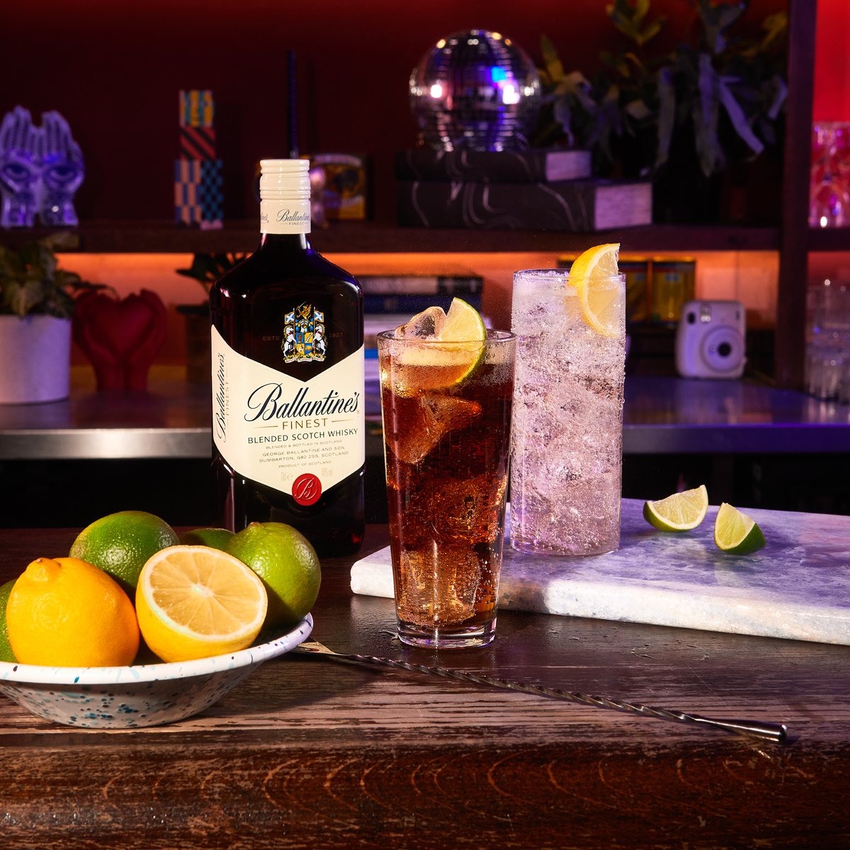 Two classic mixers, one choice. Which Ballantine's combo is your pick this weekend? 👀