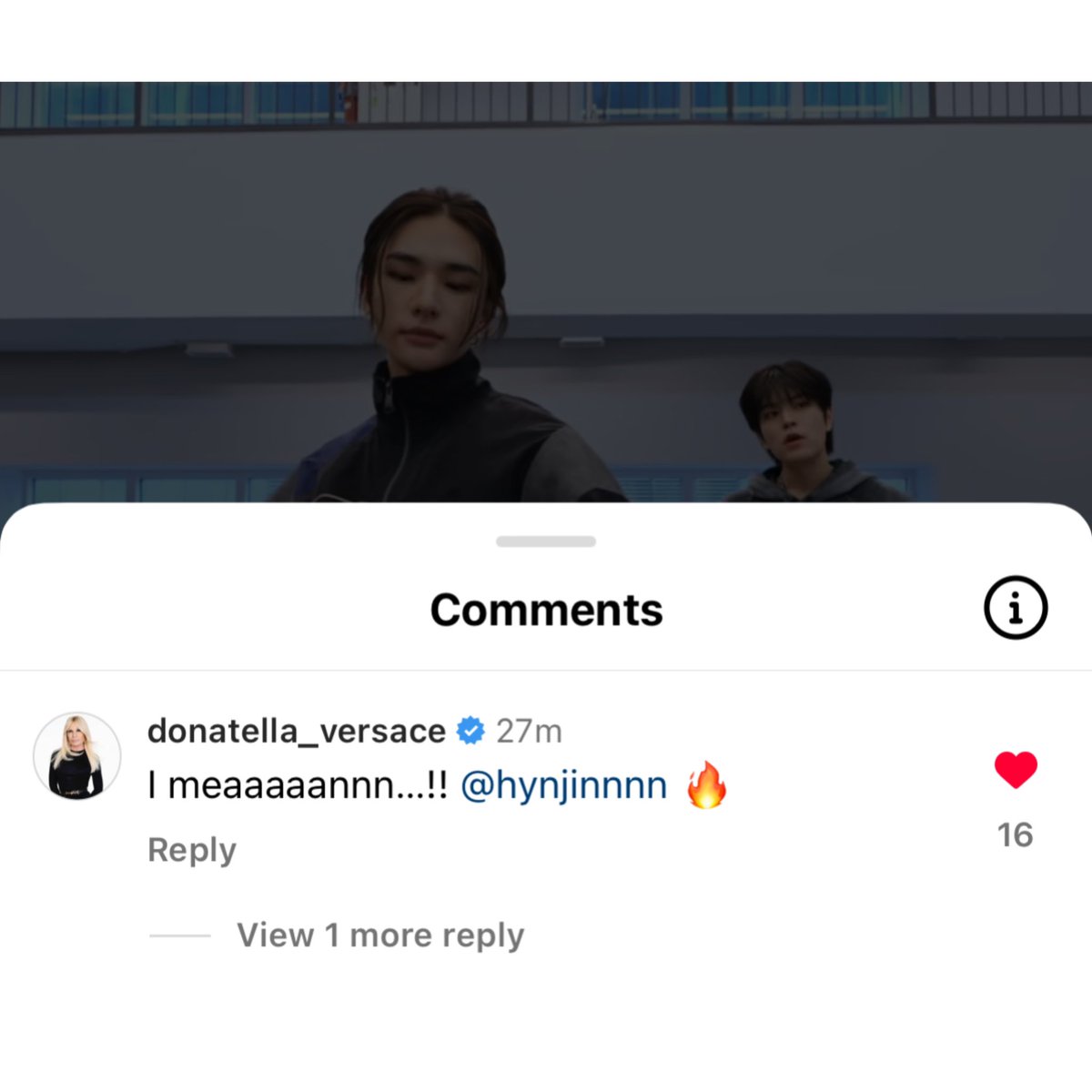 Donatella Versace commented under the latest Instagram videos of #Hyunjin! 🥹