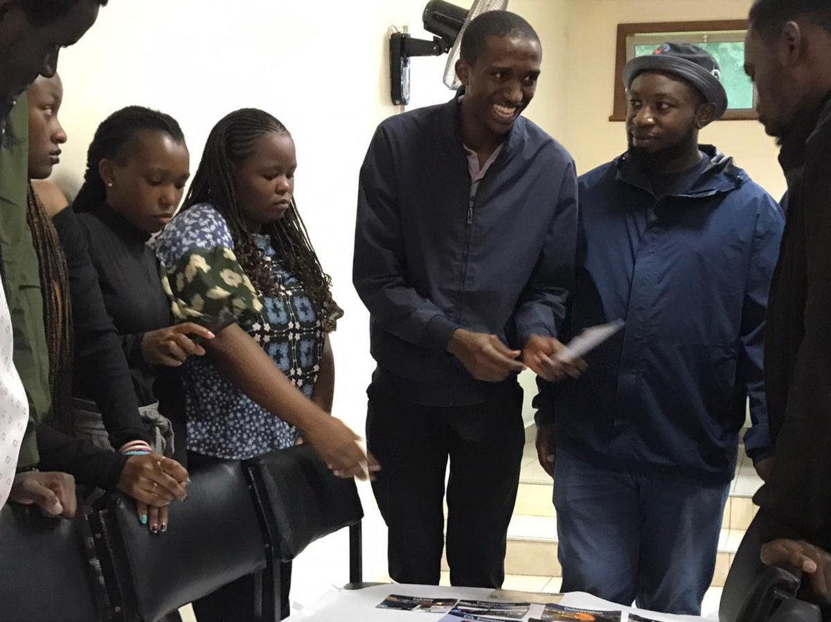 3esExperience's tweet image. Currently in the midst of an incredible workshop with Strathmore  that is  about learning and taking action on climate change. 
 #ClimateWorkshop #LearnAndAct #makeadifference #climatechange #climatefresk