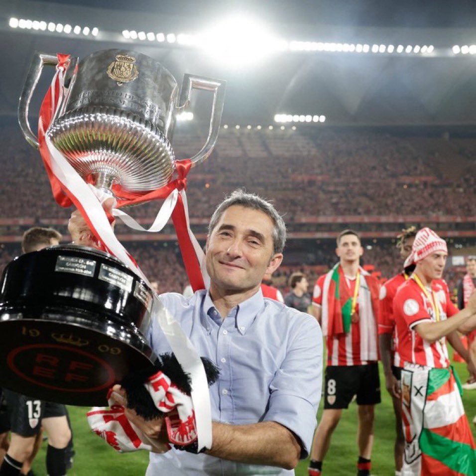 Les médias sont plus ou moins tous d'accord pour dire que Ernesto Valverde va prolonger ! Annonce faite en fin de saison. On parle d'un contrat d'une saison avec une supplémentaire en option.