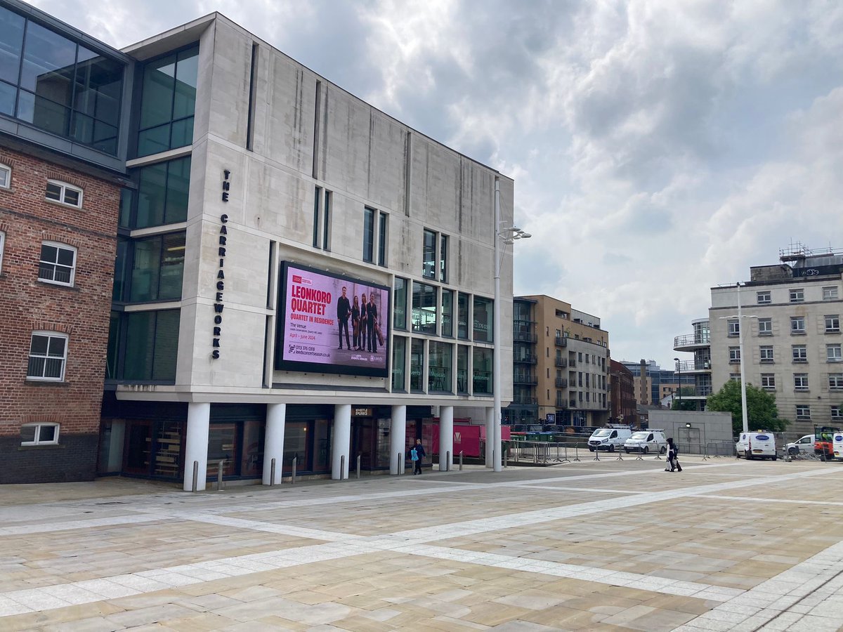 Leeds is brilliant. Arrived ready for tonight’s show <a href="/carriageworks_/">Carriageworks Theatre</a>  Beautiful place! Show kicks off at 19:30 ! Come down!! 

🎟️ carriageworkstheatre.co.uk/whatson-event/…

#ptsdrecovery #itsokaynottobeokay #Veterans #MentalHealthAwarenessWeek #theatre
