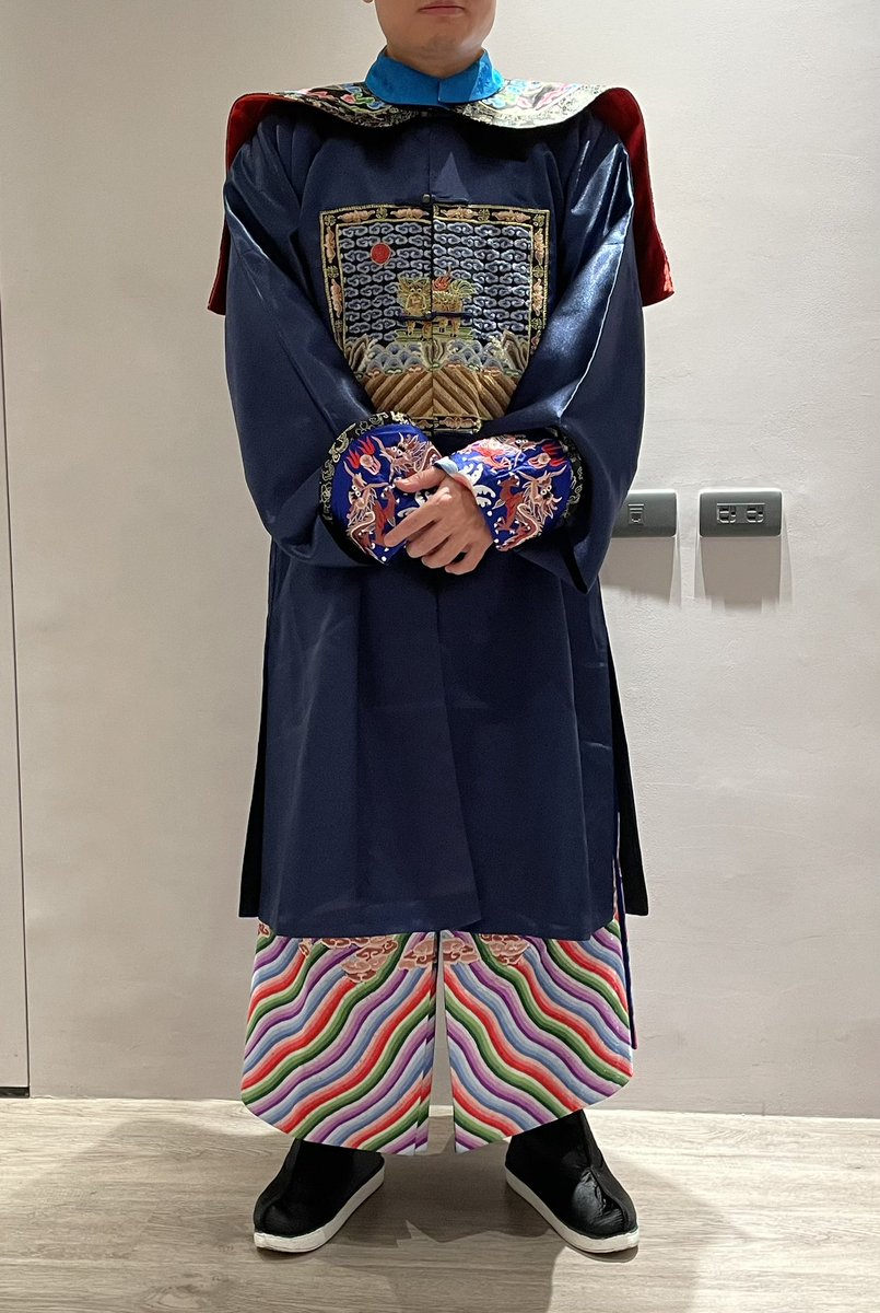 CookingMaster9's tweet image. 官服套裝