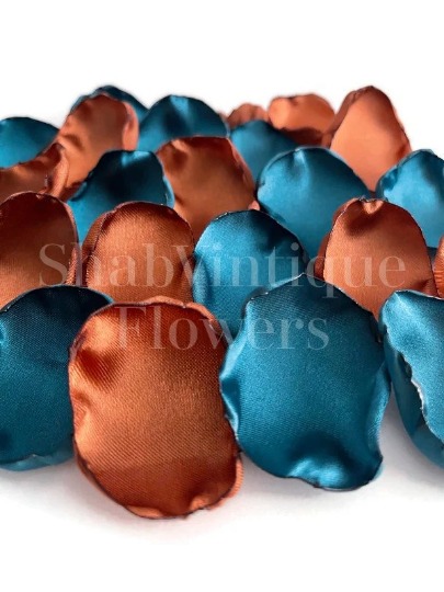 Add a splash of color to your special day with this beautiful Teal and Copper mix of 50 flower petals. Boho Chic Wedding Decor perfect for your… dlvr.it/T71mYv #weddings #bridalshower #weddingaisledecor #bohowedding #miniwedding #loveislove #bridetobe2025 #bridal
