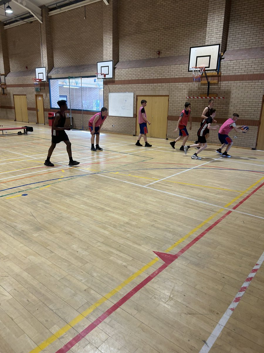 Great afternoon hosting @Greenfaulds_HS and @stambrosehigh for some Future Fridays basketball action 🏀⛹️‍♂️