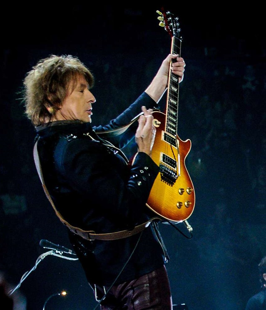 En el blog nuevo sencillo de @TheRealSambora: 'Believe In Miracles' payasostrabajando.blogspot.com/2024/05/escuch…

#NietoNiLoOtroDeTodoUnPoco #blog #blogger #blogspot #musica #BrujitoHechizero #richiesambora #believesinmiracles #single #guitarrista #exbonjovi #musico