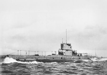 Tijdens WOI verdween de Britse onderzeeër HMS E5 op 7 maart 1916 in de Noordzee. Over haar uiteindelijke ondergang zijn verschillende theorieën. 

Lees de volledige beschrijving op MaSS: mass.cultureelerfgoed.nl/hms-e5-1911

#scheepswrak #RCE #erfgoed #MaSS #HMSE5