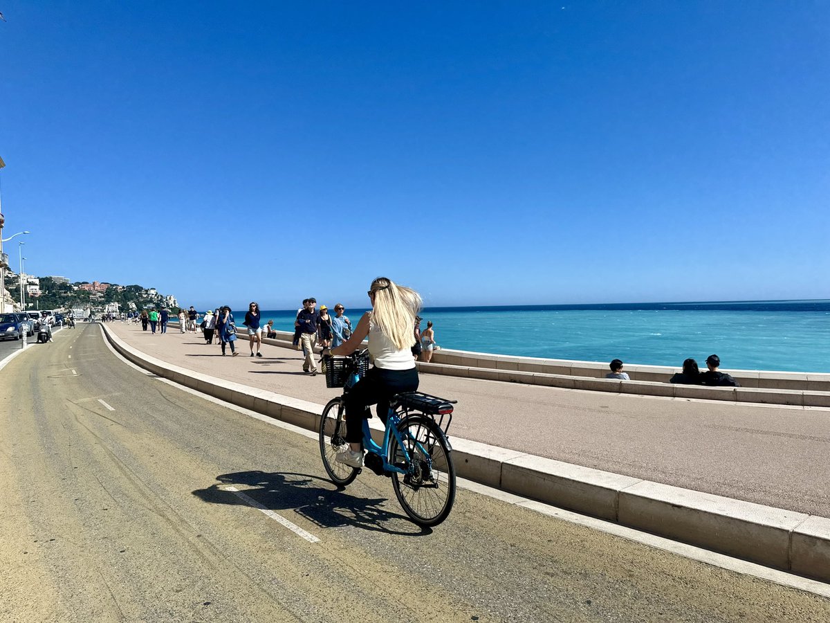 @CCIcotedazur @JS_Martinez @FiliereTourisme @jmlpyt @PetitesAffiches @nicerendezvous @Explore_FR 👉 Mise en exergue des éléments techniques & des contraintes liées au Tour de France
👉 Expérimentation de nouvelles pistes cyclables à #Nice06 en vélo électrique et utilisation de la nouvelle application GEOVELO

3/3