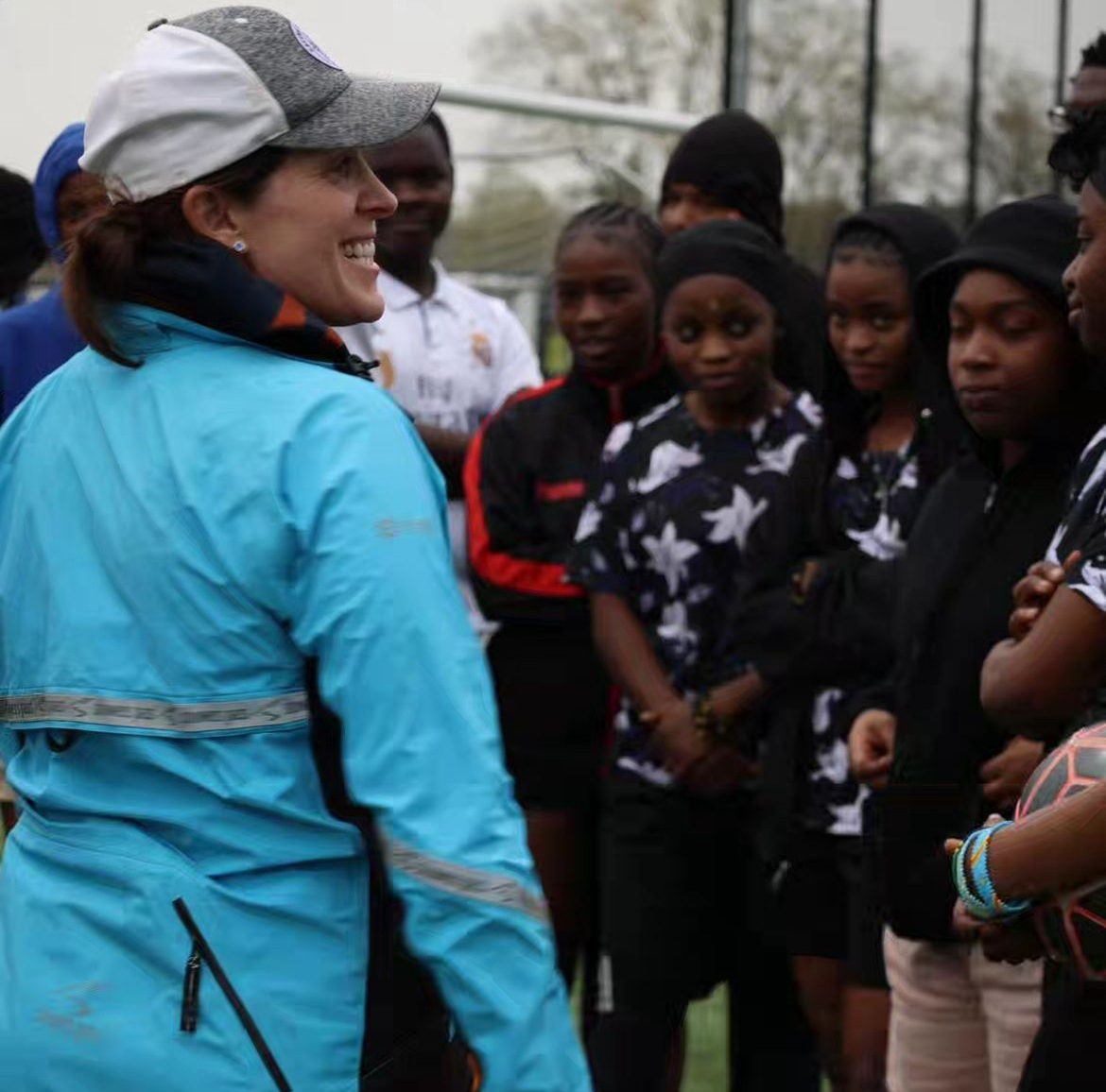 The Impact of #Partnerships blog on an amazing initiative supporting #highschool refugee girls, soccer, body confidence, & feeling good when playing sport! Thanks to the partners involved. @Nike @Dove #DoveSelfEsteemProject #BodyConfidentSport #DovePartner
cairnguidance.com/blog/2024/05/t…