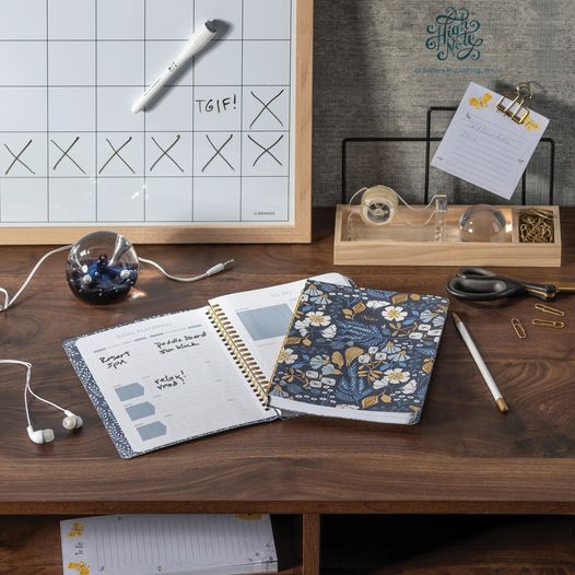 It is not how busy you are, but why you are busy — the bee is praised, the mosquito is swatted- Unknown 🐝 Retailers can now purchase our High Note® stationery by visiting faire.com/direct/sellers…! @faire_wholesale