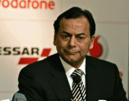 #UnDiaComoHoy #17May 2006 Guyana y Essar Group de la India firmaron Memorando de Entendimiento para exploración de magnesio y hierro en el Esequibo. Samuel Hinds firmó por parte del Gobierno guyanés, mientras que por el Essar fue P.R Dhariwal, director de la empresa. #MiMapa