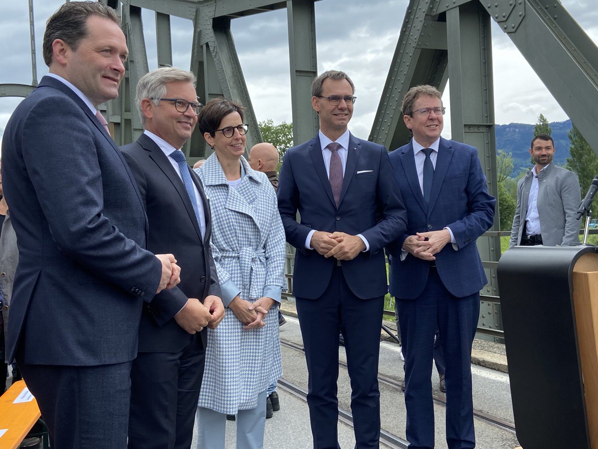 Maria Rotheiser-Scotti (@rotheiserscotti) on Twitter photo Unterzeichnung des vierten Staatsvertrags für den Hochwasserschutz am Rhein durch 🇦🇹 Bundesminister #NorbertTotschnig und 🇨🇭 Bundesrat #AlbertRösti @BML_gv_at <a href="/magnusbrunner/">Magnus Brunner</a> <a href="/AustriaInCH/">Austria in Switzerland</a> Unterzeichnung des vierten Staatsvertrags für den Hochwasserschutz am Rhein durch 🇦🇹 Bundesminister #NorbertTotschnig und 🇨🇭 Bundesrat #AlbertRösti @BML_gv_at <a href="/magnusbrunner/">Magnus Brunner</a> <a href="/AustriaInCH/">Austria in Switzerland</a>
