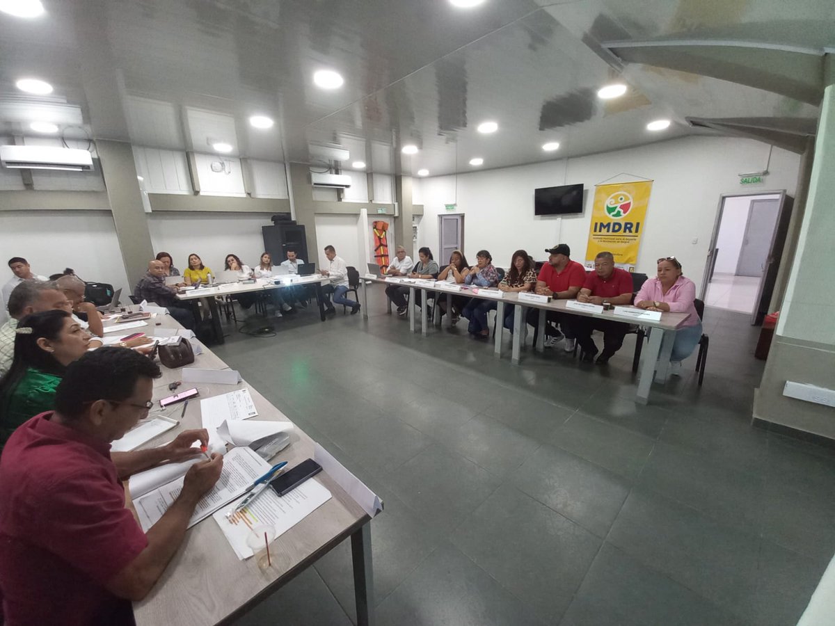 sunetcolofc's tweet photo. #ConExito avanzan las mesas de negociación en todo el país, desde @sunetcolofc seguimos monitoreando el avance de los mismos, con el fin de brindar apoyo y asesoría permanente, con el fin de llevar a feliz termino los diferentes procesos. #SunetSeMoviliza. 💪🏻🇨🇴 https://t.co/0pUwvQjvH8