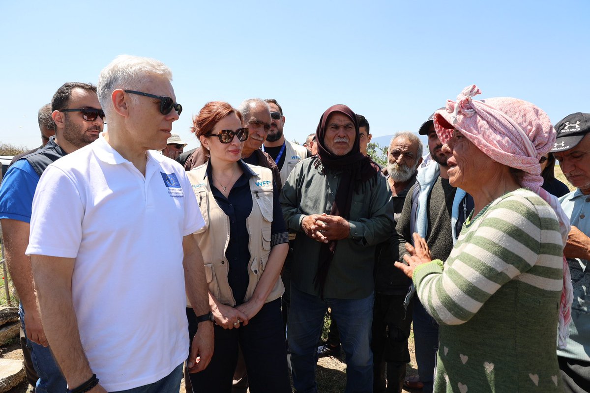 Access to agricultural land and irrigation is critical for supporting sustainable access to food in Syria.   In Afamia, rural Hama, I met with local farmers and saw how a communal pumping station rehabilitated by @eu_echo and @WFP has brought positive change for the community.