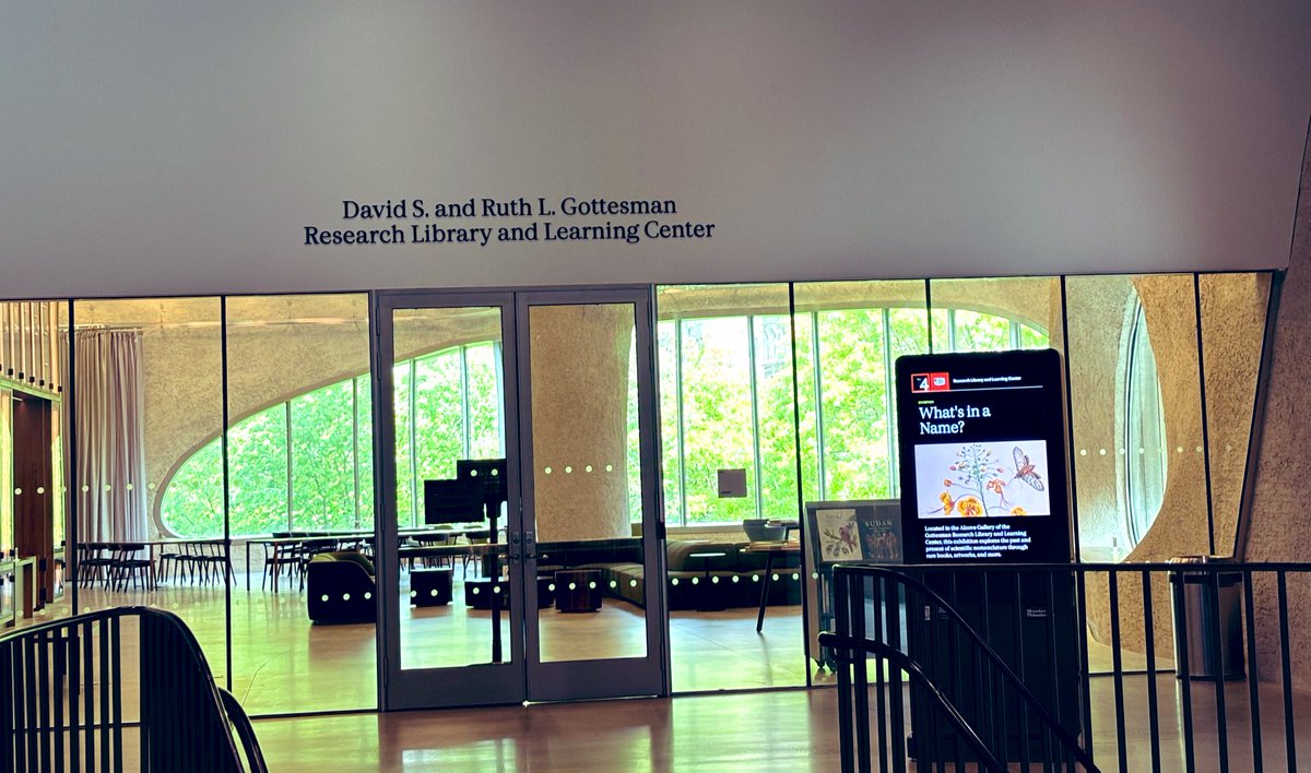 What an amazing start of our day at the @AMNH! The @NewVisionsNYC Campus Librarian Network is taking over the museum and library. @NYCSchools @NYCDOEOLS #ALibrarianInEverySchool #Teacher2Librarian @iSchoolSU @FisherNews