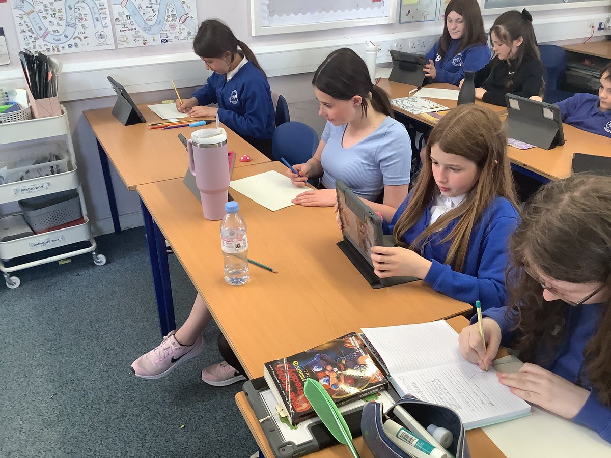 P7 weekly snapshot 📸 we had a visit from LHS English as part of our transition unit, started to design a certificate for the awards ceremony, worked within a budget in numeracy and finished with a game of rounders in the sun☀️ Ask us what else we’ve been learning <a href="/airthprimary/">Airth Primary School</a>