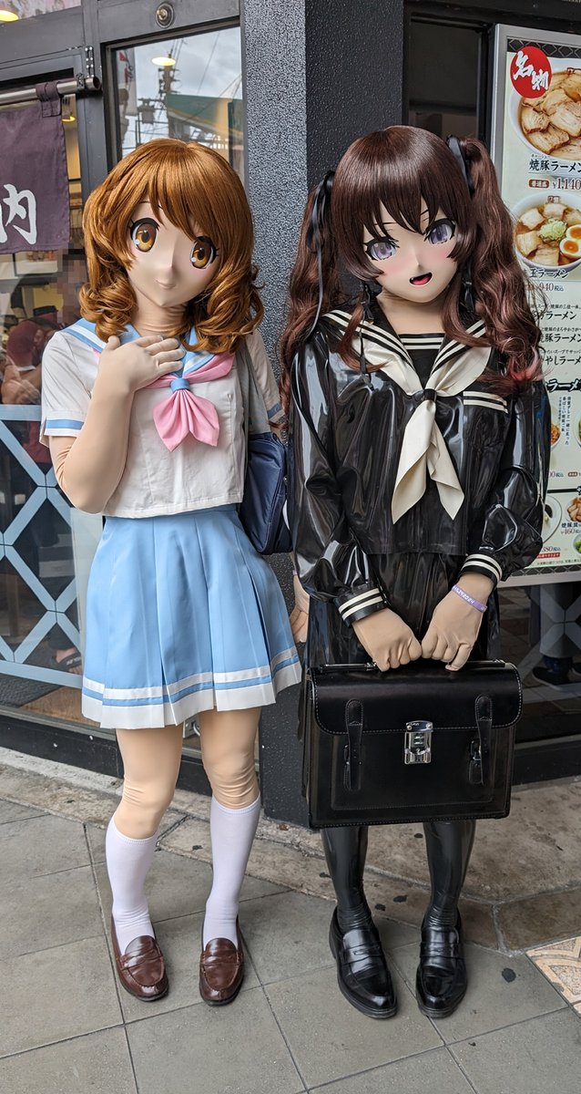 しゃるさん(<a href="/charl_69/">しゃる</a>) の黄前久美子さんと一緒に撮影させていただきました😊
セーラー服あわせ…素材がぜんぜん違うけど😉
#ストフェス