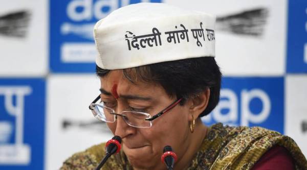 #Breaking: AAP Minister Aatishi Marlena reportedly slapped 4-5 times before she reluctantly agreed to call her best friend #SwatiMaliwal BJP agent in press conference.