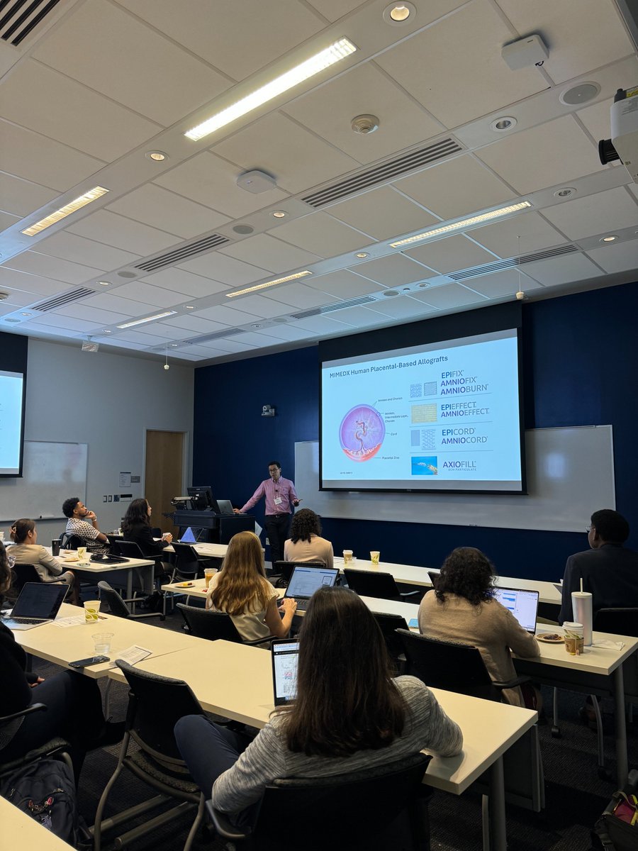 The second annual Cellular and Tissue Engineering Symposium is underway! Today's agenda includes talks and a Q&A career panel from leaders in the biotechnology industry, a rapid-fire research competition, and a poster symposium. #CTeng #IBB