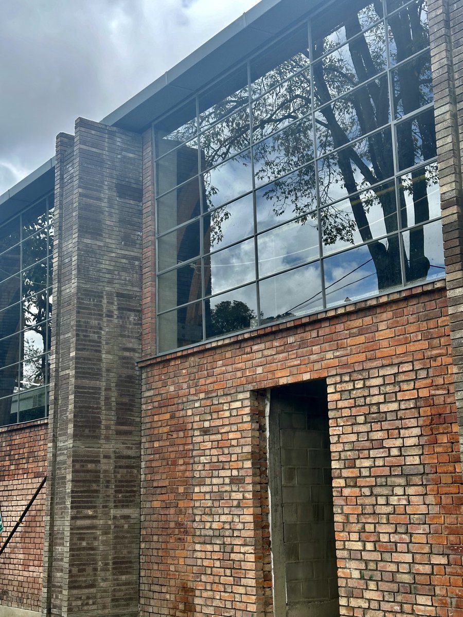 arqclaudiarueda's tweet photo. Avanza Recuperación integral y ampliación edificio Laboratorio de ensayos hidráulicos. UNAL Sede Bogotá!!!!! https://t.co/usn8MTbrbK