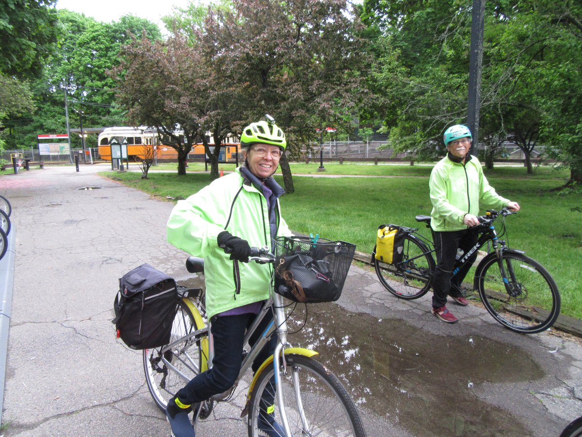 LeeToma's tweet photo. I led today’s #BikeToWorkDay convoy from Mattapan through Milton, Dorchester and Southie. Special thanks to Matty and Ella for sweeping and corking! https://t.co/D5roL5Ijwc
