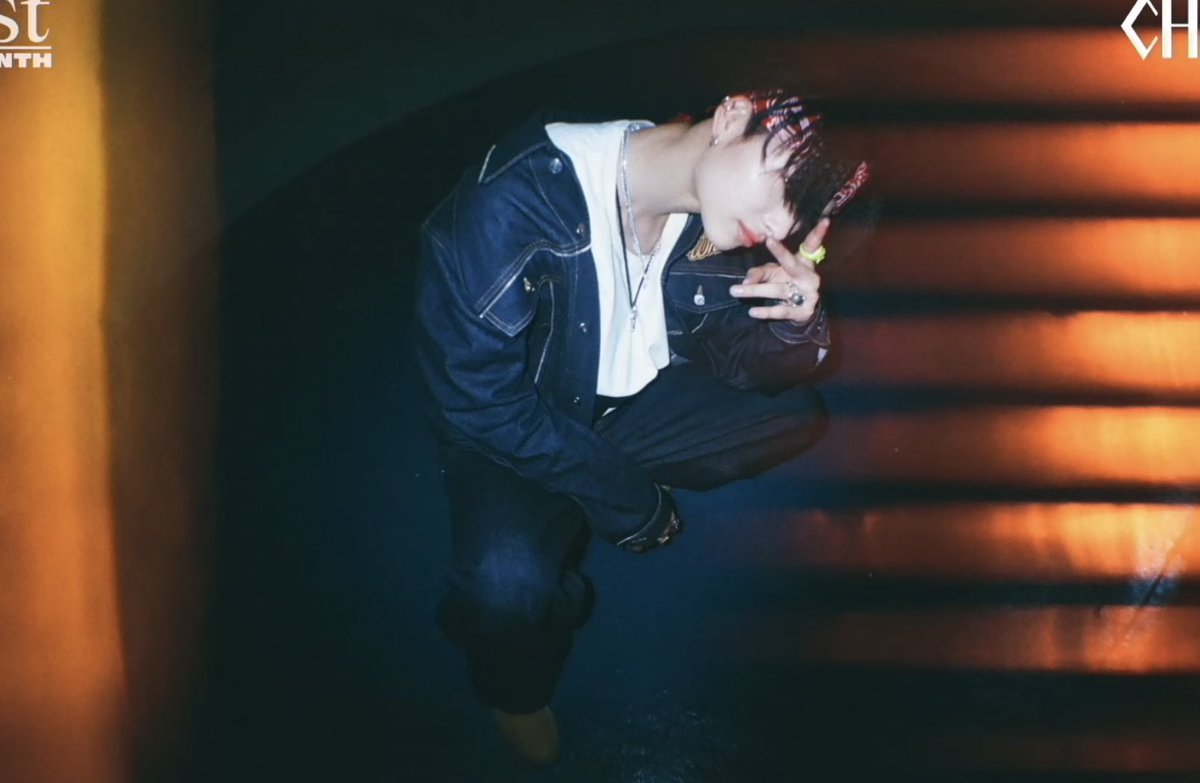 nksunbaem's tweet image. ARTIST OF THE MONTH NI-KI ❤️‍🔥 #NI_KI #니키