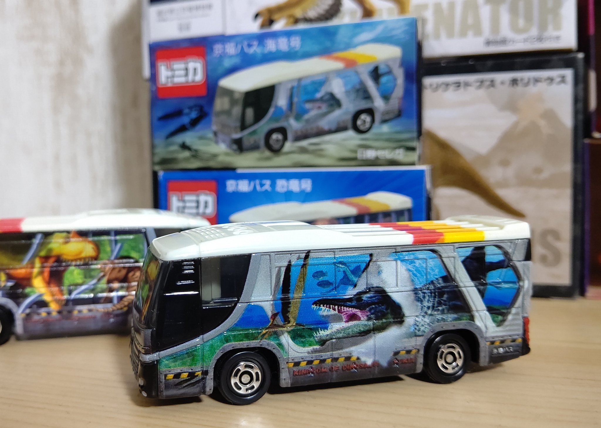 京福バス 海竜号福井県立恐竜恐竜運搬車 新商品 限定トミカ 特注