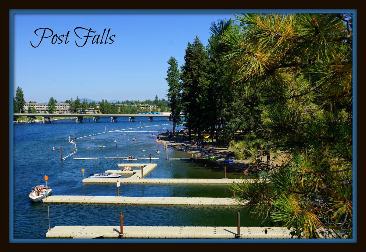 Discover your next home in Post Falls, Idaho! Your dream property awaits.
 #PostFallsIdaho #RealEstate #IdahoProperties #IdahoLiving #IdahoRealEstate #homesforsale #househunting #dreamhome #northidaho #northidahorealtor 
zurl.co/2pmG