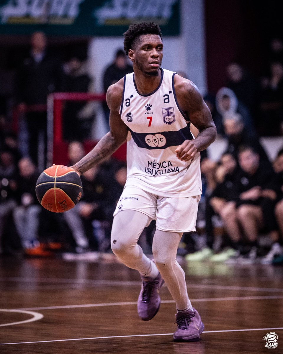 Con ustedes: el mejor jugador que tiene la Liga Uruguaya de Básquetbol. 

<a href="/iammalikcurry/">Kyngcurry</a>, la maldita cabra 🐐🐐🐐