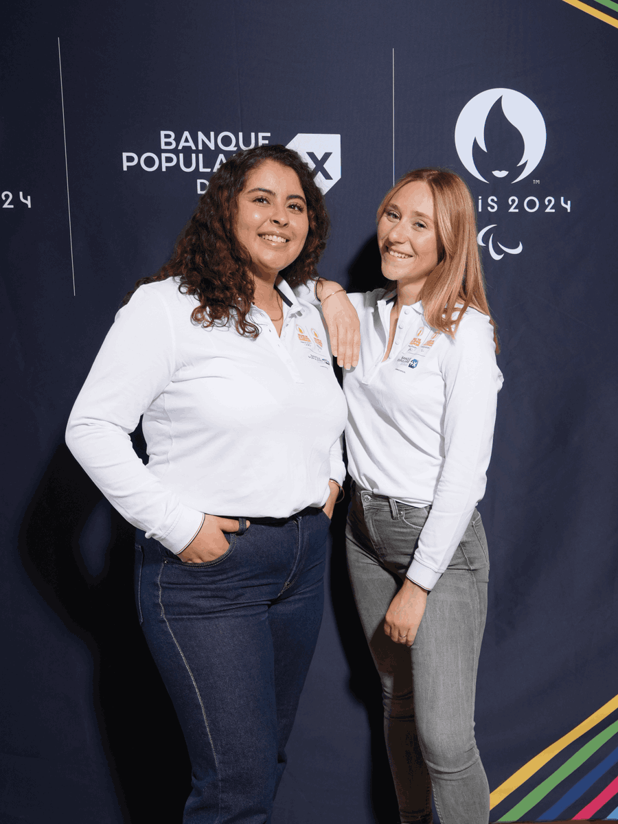 🔥 Nos étudiantes ont porté la flamme 🔥 Paloma Pozzati, étudiante en M1 Entrepreneuriat et PME et Amal Qobaa, étudiante en M1 Management Public, ont porté la flamme lors de son passage à Perpignan ce mercredi 🏃 Bravo à elles ✨ #MtpManagement @umontpellier