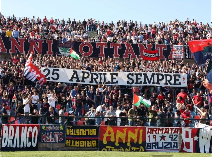 PHOTO | Ultras Cosenza, Italy