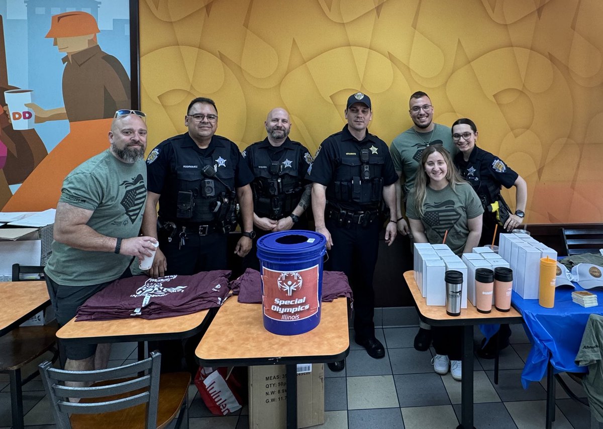 Thank you @LincolnwoodPD for helping with #CopOnARooftop today! 🧡☕️