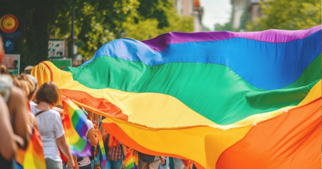 How are young people experiencing issues surrounding #2SLGBTQ+ Rights? On International Day Against Homophobia, Biphobia and Transphobia (#IDAHOBIT), read what youth advocates have to say on pages 5 to 8 in the Reimagine Playbook: ow.ly/KZBH50RJWpK
