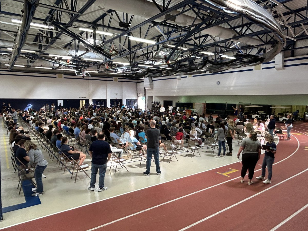 Graduation rehearsal is underway at @Lemont_HS! The procession steps off at 7 p.m. … we can’t wait for tonight! #WeAreLemont