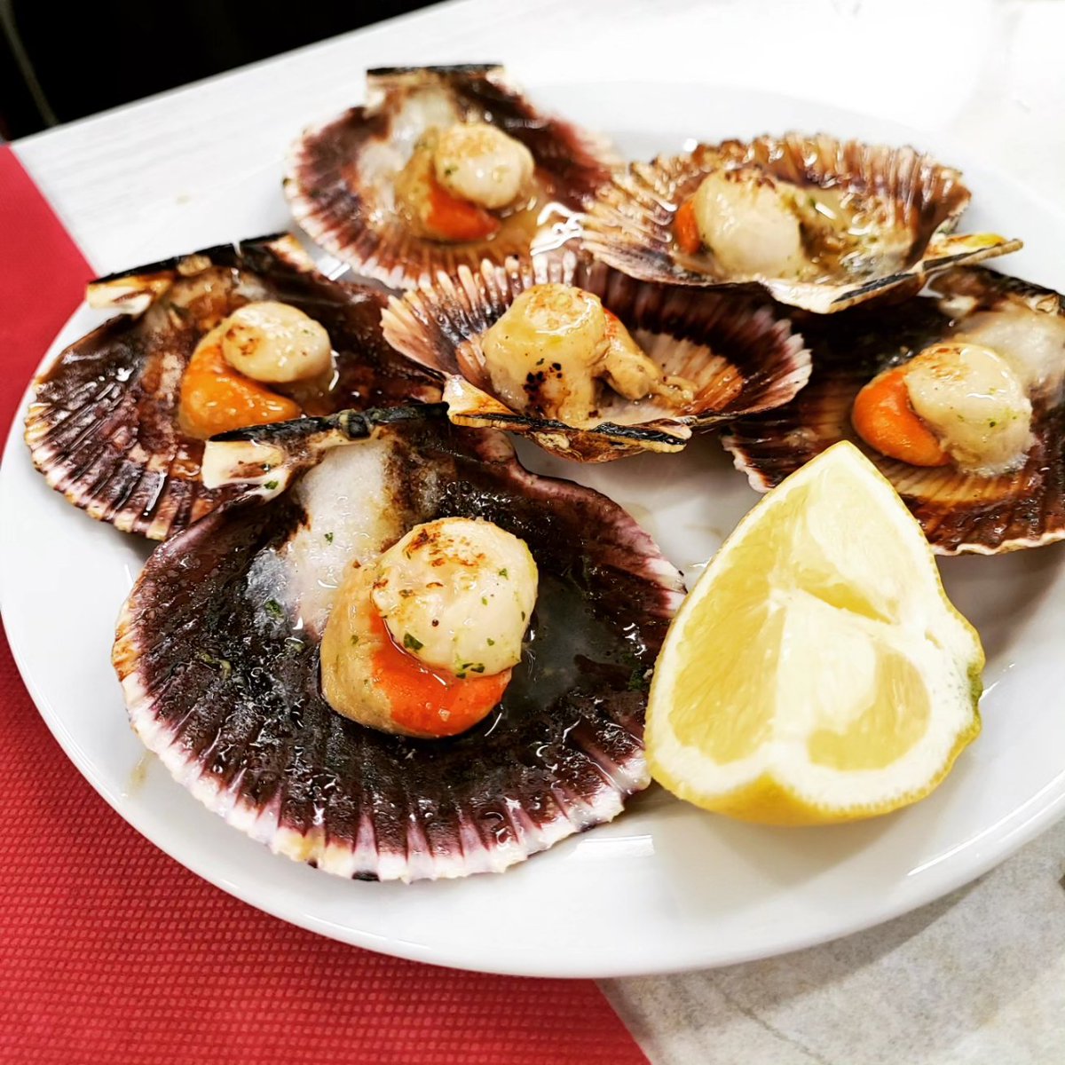 de Bar en Barri tweet media