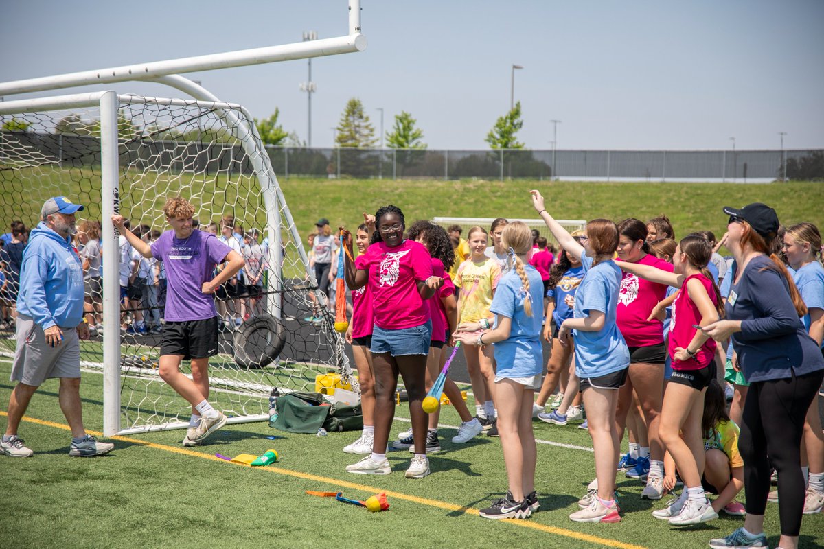 PLCSchools's tweet image. Take a look at some highlights from the #SouthSide 6th Grade Track Meet! It's amazing to watch these students give it their all and support each other. Congrats to all these young athletes! #PLCSGreat 🏃‍♀️🏃🏃‍♂️💨