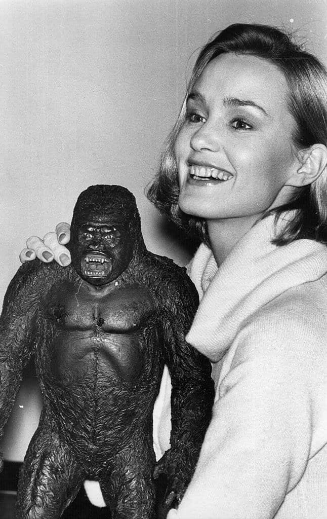 The beautiful #jessicalange posing for a promotional pic for #kingkong 🎥