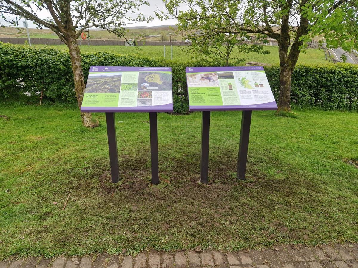 👀Have you spotted one of our new interpretation panels? #PeatlandACTION has unveiled four new panels at peatland restoration sites across Scotland, adding to the six installed last year! Find out where to find them in our latest blog post: t.ly/z4Phv
