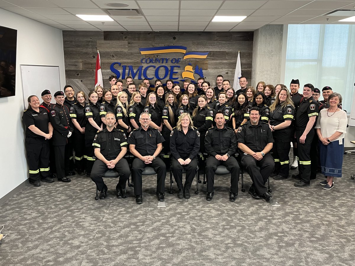 🚑 Let's give a warm welcome to our 46 new recruits, each bringing their unique skills and experiences to our paramedic service! Whether you're a seasoned pro or starting your journey, we're thrilled to have you on board. Here's to making a difference together! #paramedicfamily