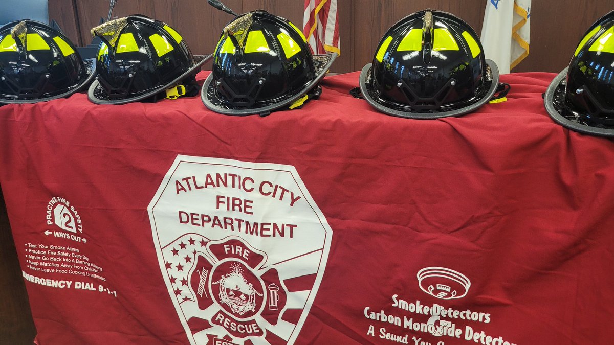 WATCH LIVE Fire Academy Graduation for our latest Atlantic City Fire Department recruits ➡️ acnj.gov/pages/meeting-…