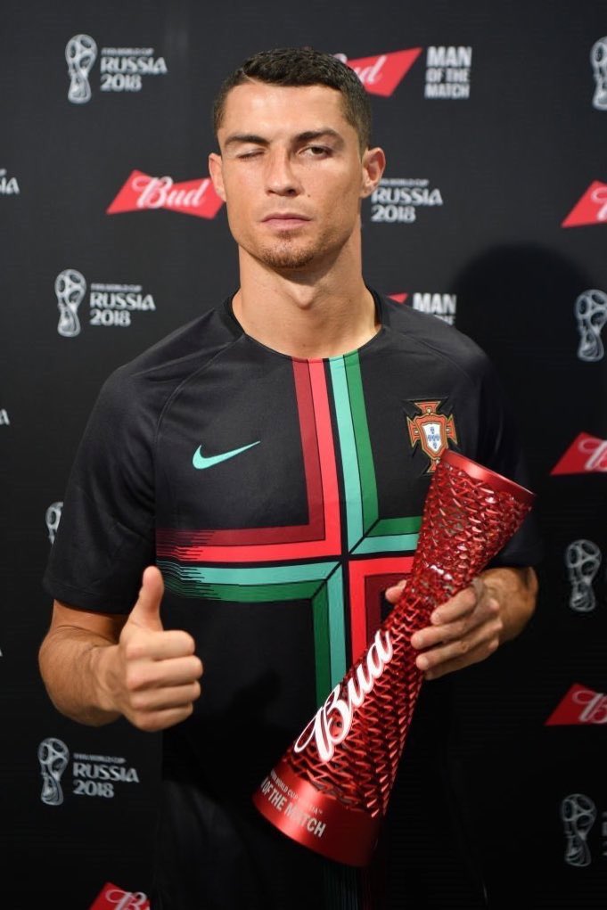 Cristiano Ronaldo a remporté le plus grand nombre de prix d'homme du match en Coupe du monde jusqu'en 2022.

Très sous-estimé mdr