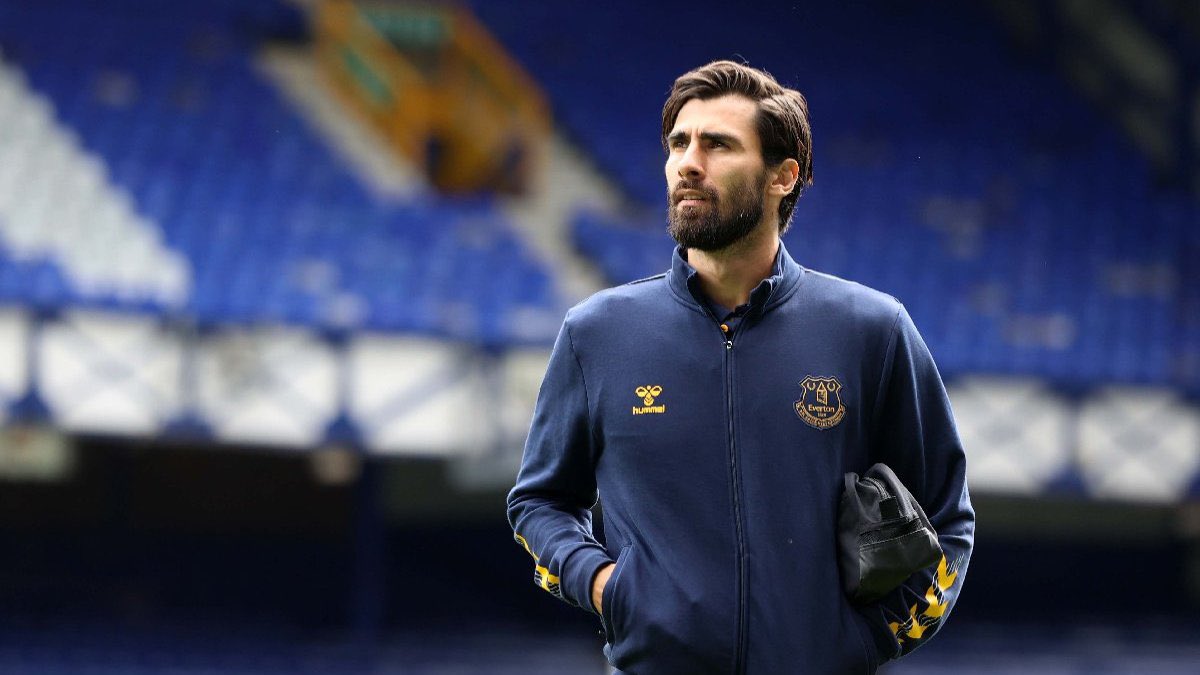 🚨 BREAKING: Everton announce that Andre Gomes will leave on the expiry of his contract. [@Everton]